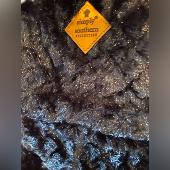 Simply Southern Pullover - Picture 8 of 8